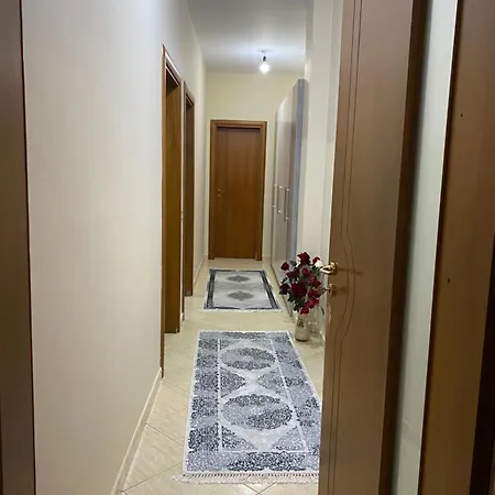 Family Escape דירה *
